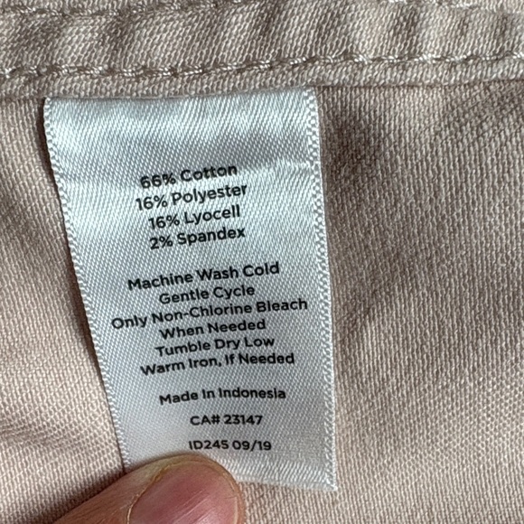 Talbots Women's 3X "Classic Jean Jacket" Light Pink Denim Button Front Stretch - Picture 3 of 10